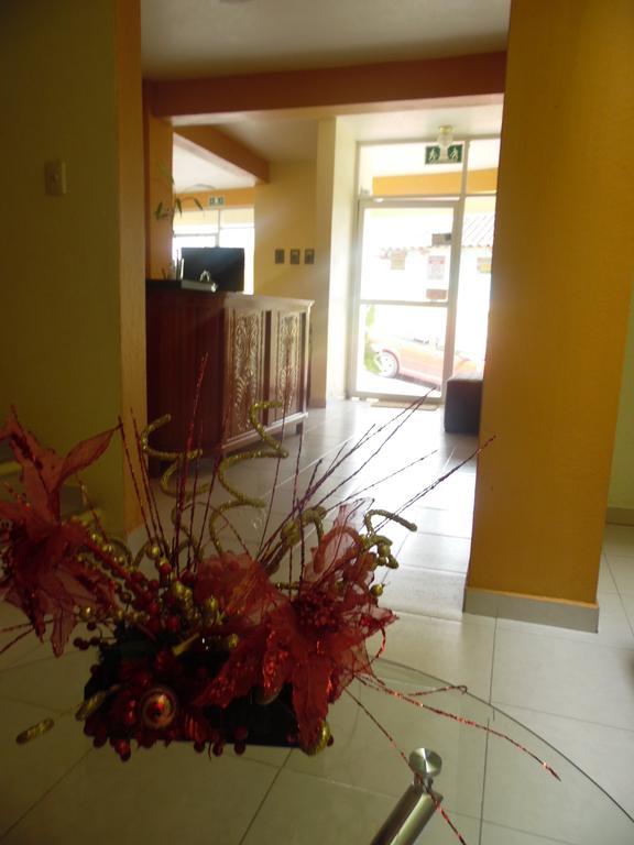 Hotel Renacimiento Comitan de Dominguez Esterno foto